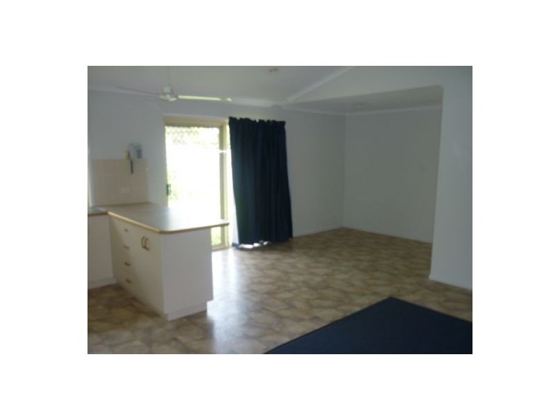 21 Langer Drive, Blacks Beach QLD 4740