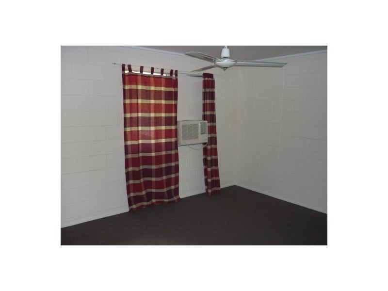 1 Peatey Street, Andergrove QLD 4740