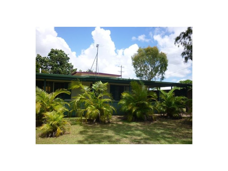 1 Peatey Street, Andergrove QLD 4740