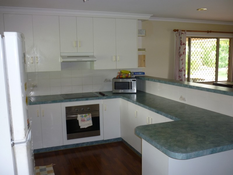 6 Barbat Court, Andergrove QLD 4740