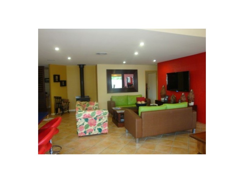 2 Inglewood Close, Andergrove QLD 4740