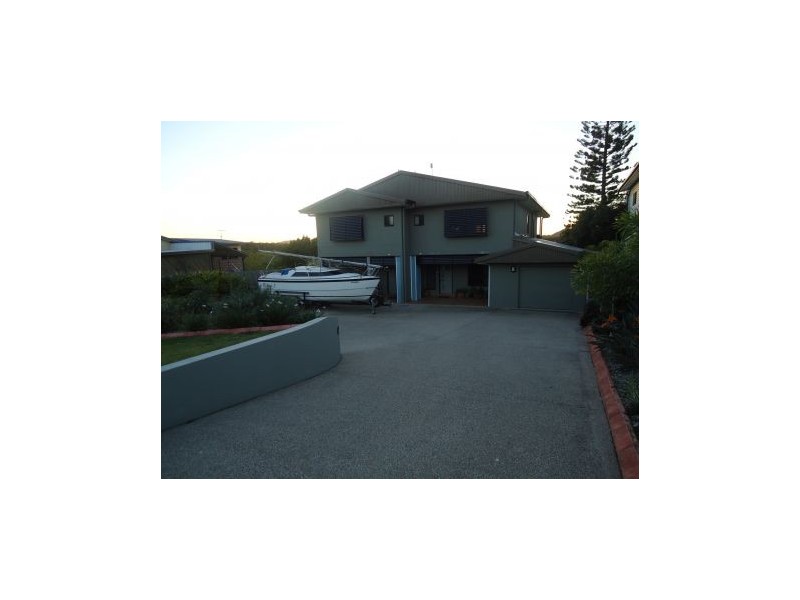 2/15 Hackett Street, Campwin Beach QLD 4737