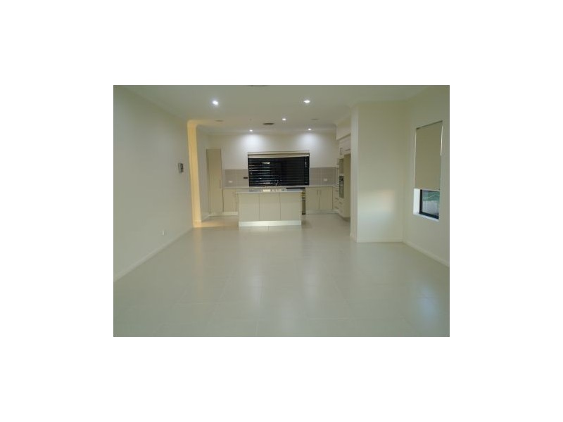 2/15 Hackett Street, Campwin Beach QLD 4737