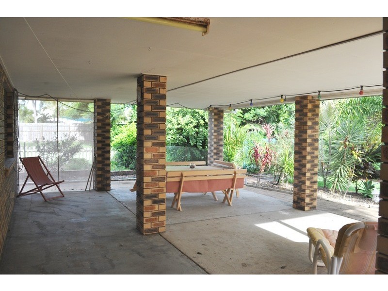 17 Scawfell Avenue, Slade Point QLD 4740