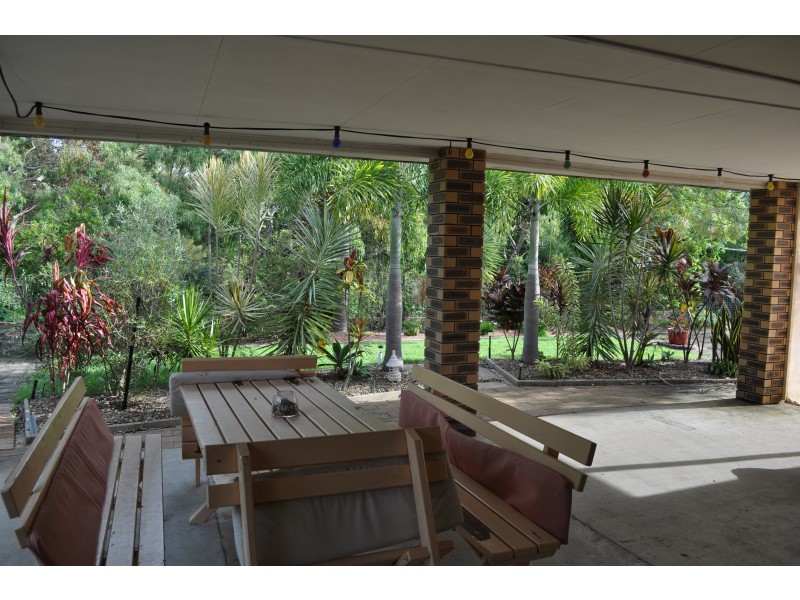 17 Scawfell Avenue, Slade Point QLD 4740