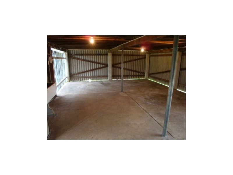 8 Graham Court, Mount Pleasant QLD 4740