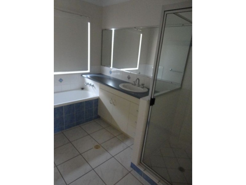 4 Egan Court, Blacks Beach QLD 4740