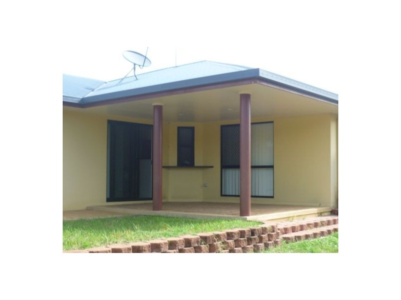 4 Egan Court, Blacks Beach QLD 4740