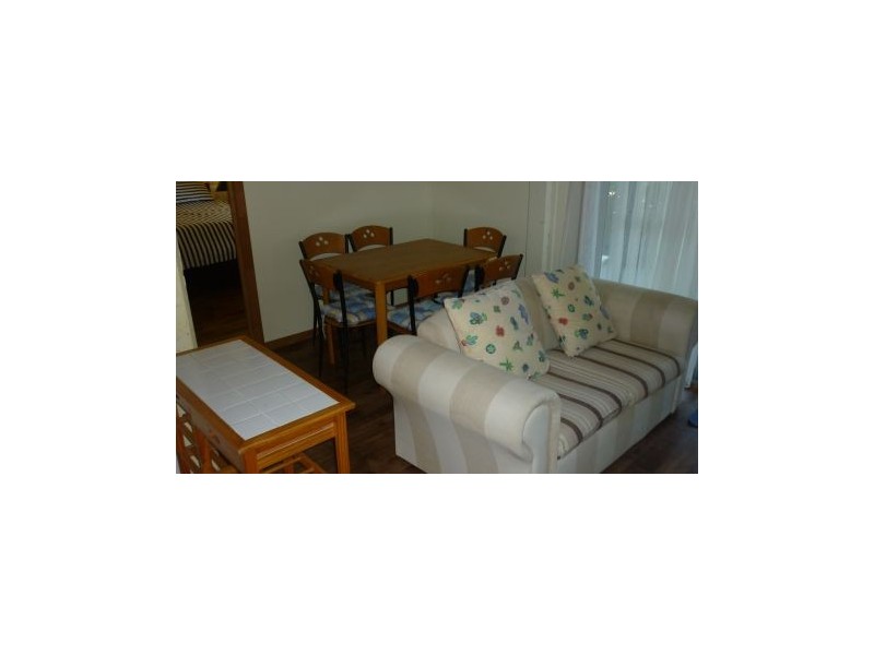 2/18 Owen Jenkins, Sarina Beach QLD 4737