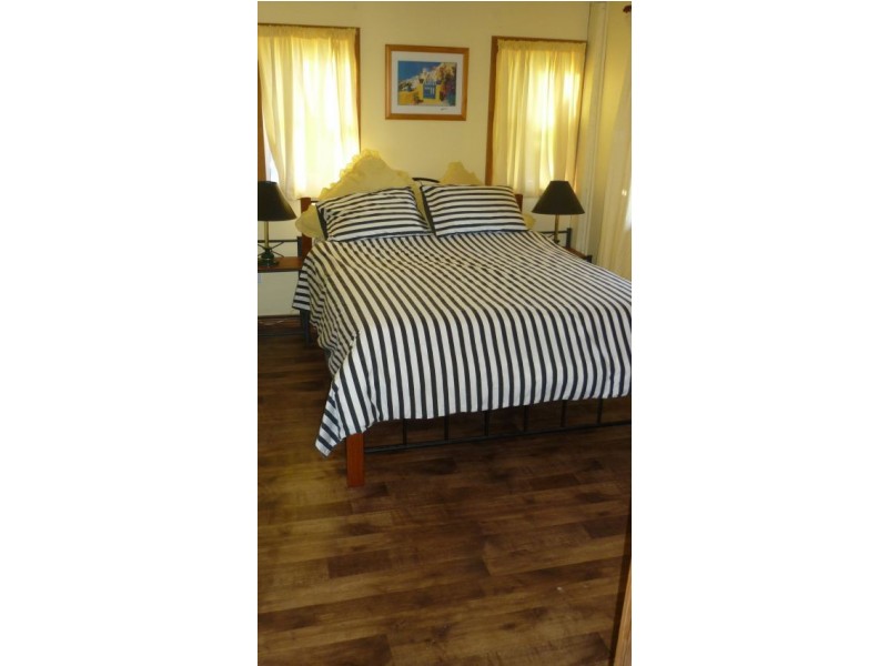 2/18 Owen Jenkins, Sarina Beach QLD 4737