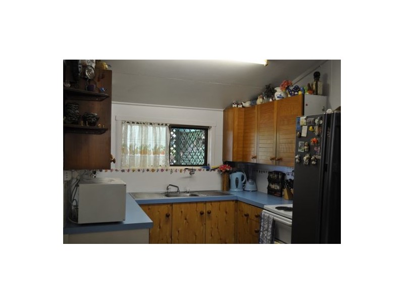 8 Jarman Court, Seaforth QLD 4741