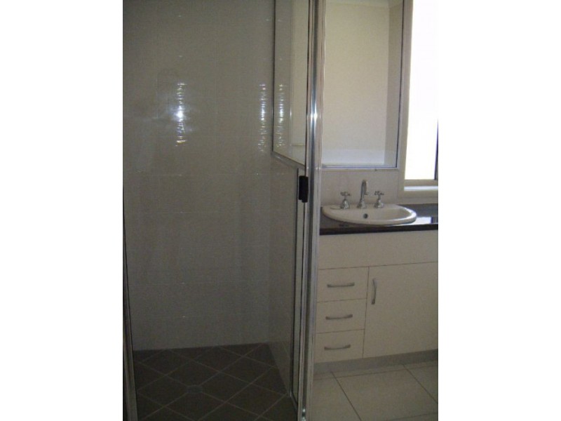 27 Alan, Marian QLD 4753