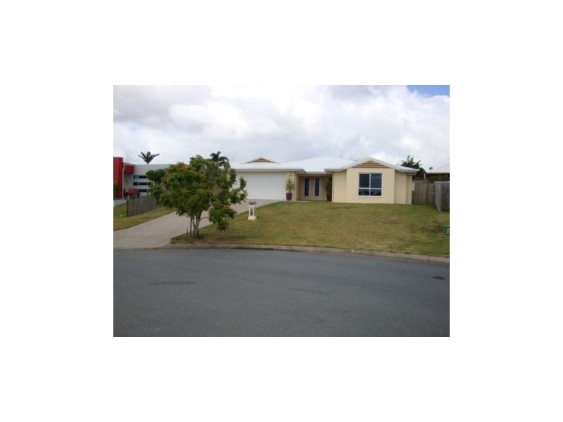 11 Cooper Court, Rural View QLD 4740