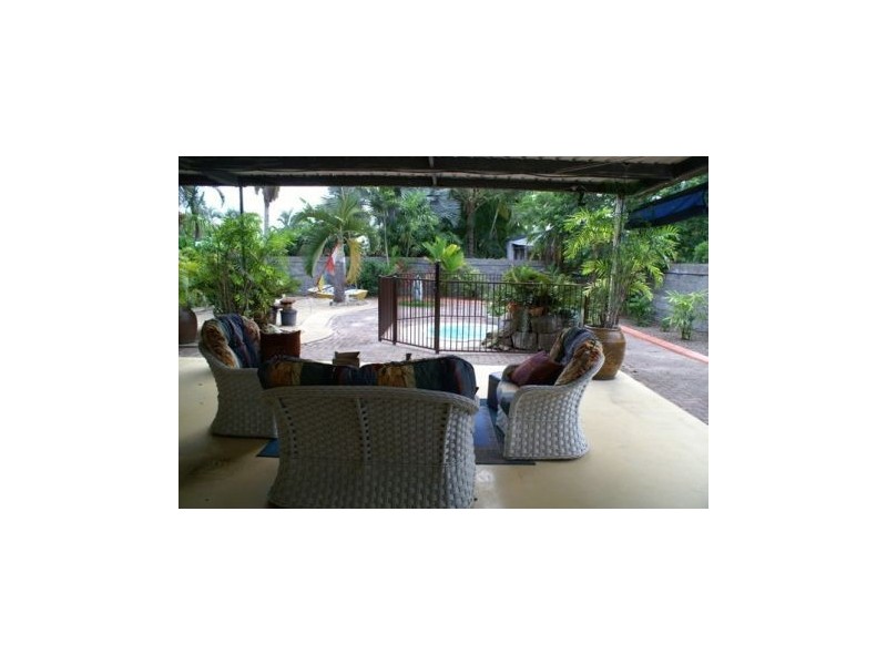 43 Lloyd Street, West Mackay QLD 4740