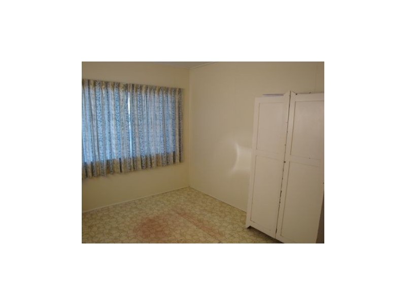 1/8 Shakespeare Street, Mackay QLD 4740