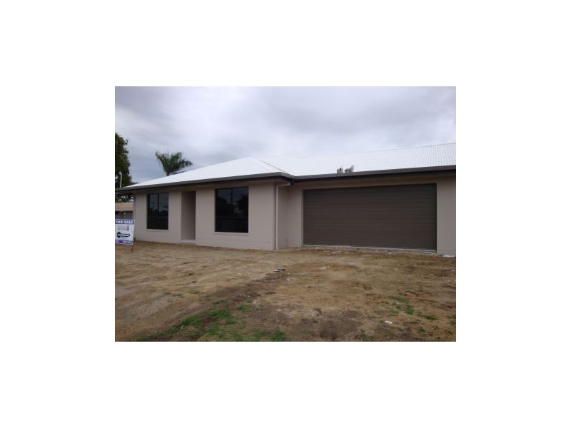 4 Mary Street, West Mackay QLD 4740