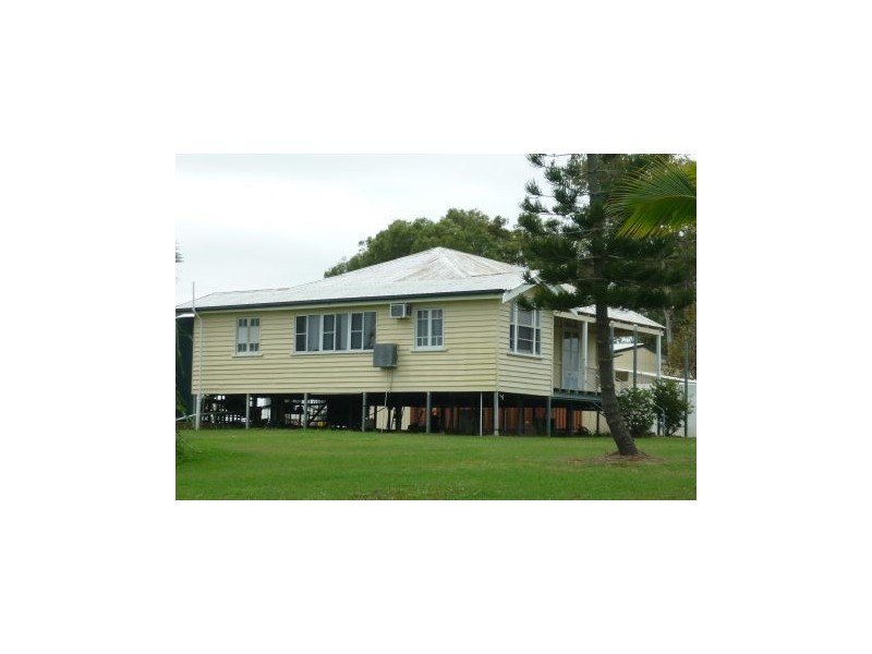 18 Coles Hill Drive, Alligator Creek QLD 4740