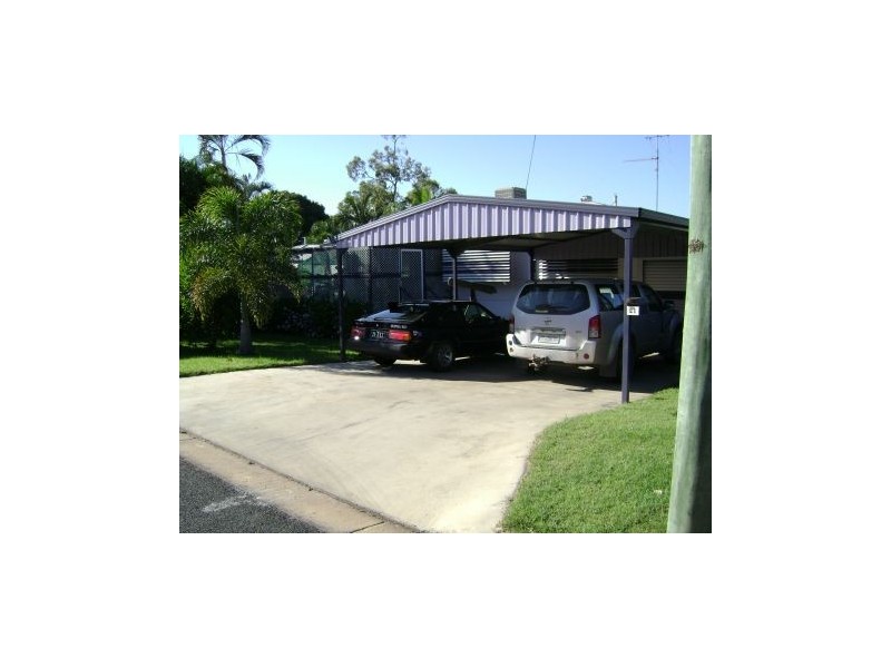 21 Leslie, Moranbah QLD 4744