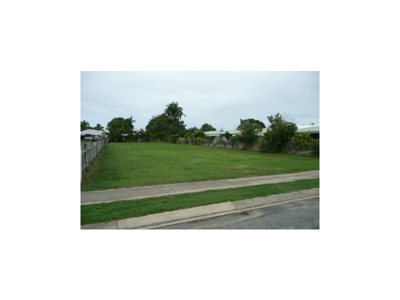 15 Symons Street, South Mackay QLD 4740