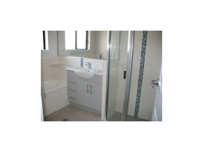 1 Hansen Court, Marian QLD 4753