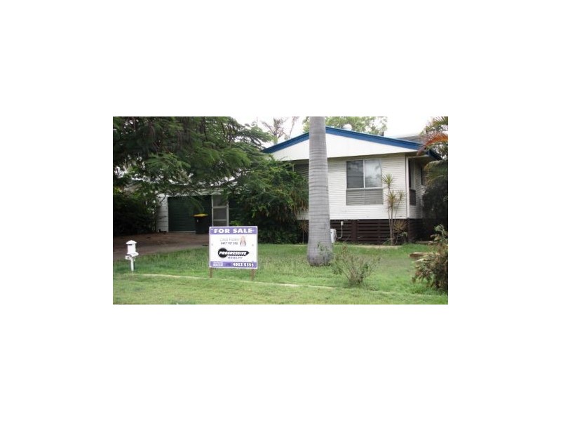 18 Burke Drive, Moranbah QLD 4744