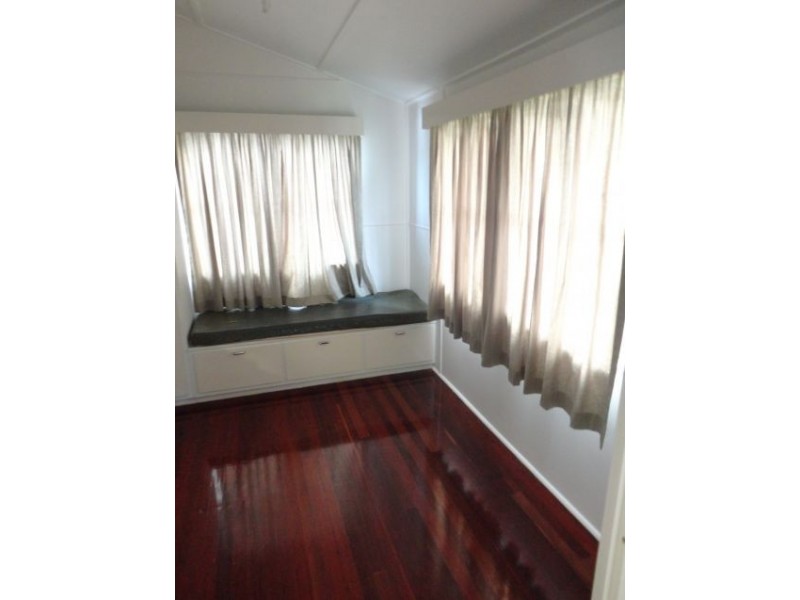 1/10 Mackenzie Street, West Mackay QLD 4740