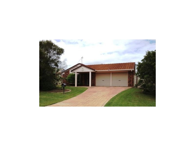 2 Matterson Avenue, Blacks Beach QLD 4740