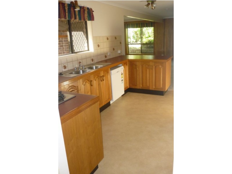 28 Crispin Drive, Mount Pleasant QLD 4740