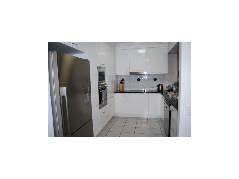 10/9 Megan Place, Mackay Harbour QLD 4740
