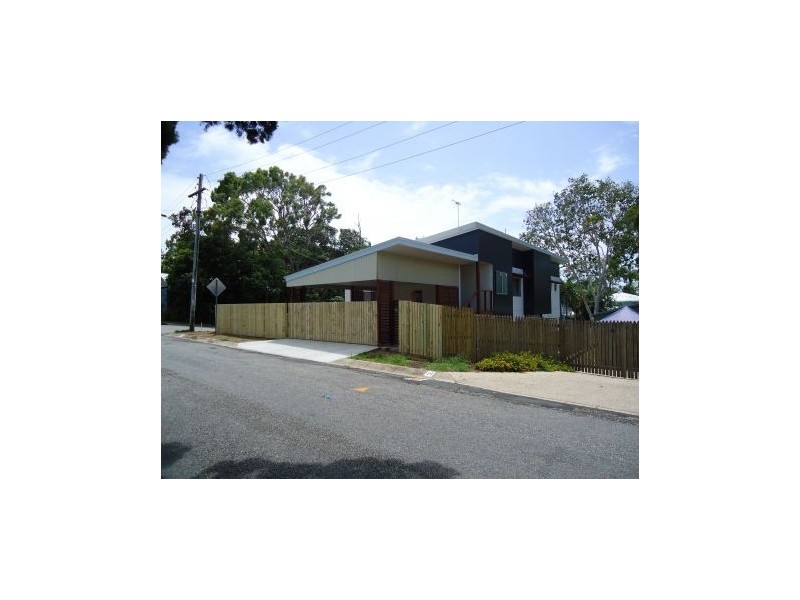 4 Mango Avenue, Eimeo QLD 4740