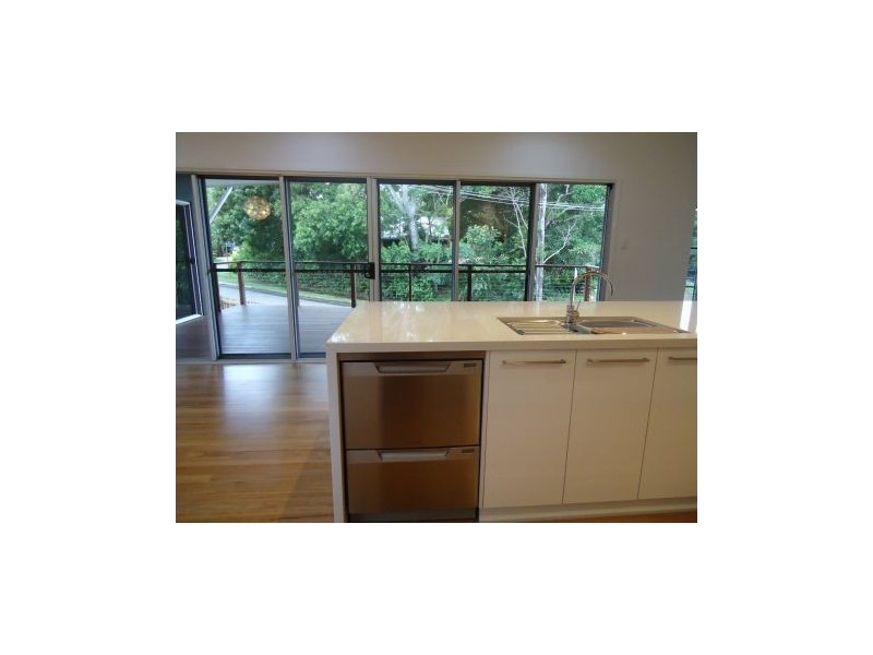 4 Mango Avenue, Eimeo QLD 4740