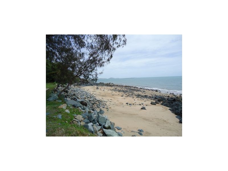 4 Mango Avenue, Eimeo QLD 4740
