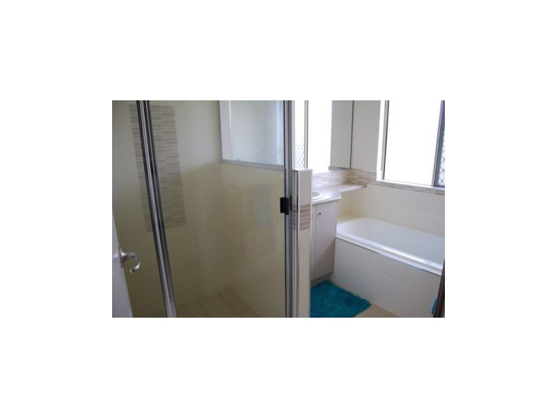 25  Poulsen Place, Marian QLD 4753