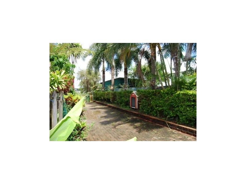 3 Elamang Street, South Mackay QLD 4740