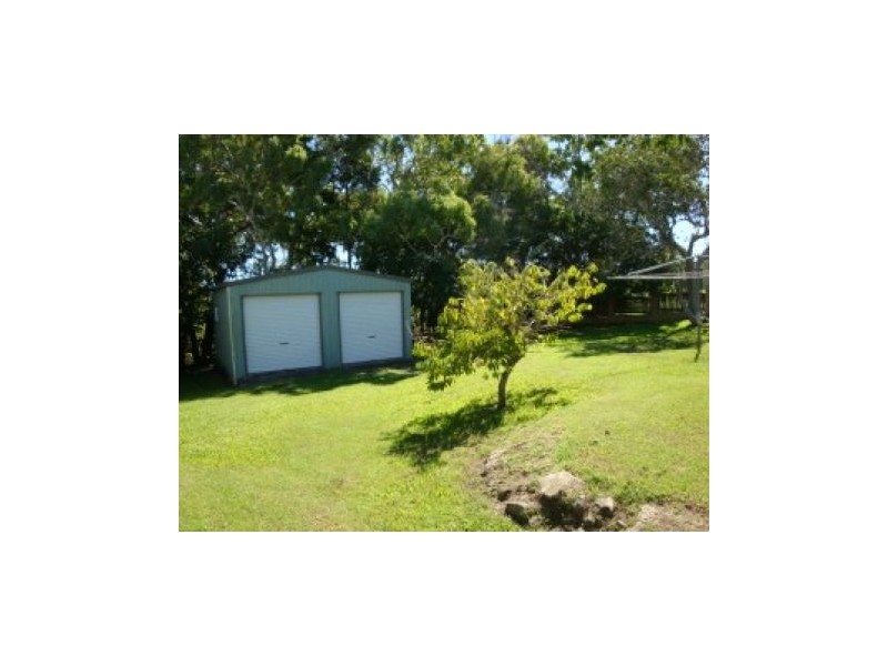 40 Coopers Avenue, Campwin Beach QLD 4737
