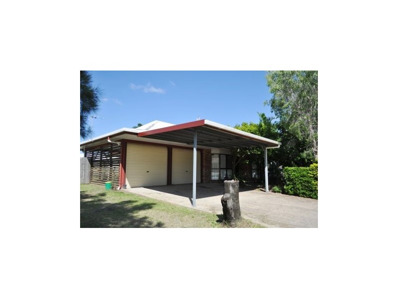 2 Grosvenor Place, West Mackay QLD 4740