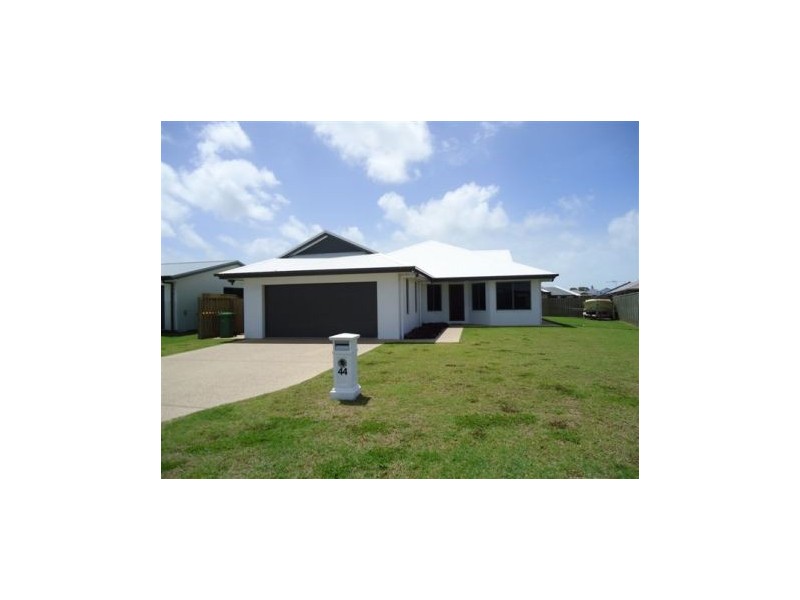 44 Duranbah Circuit, Blacks Beach QLD 4740