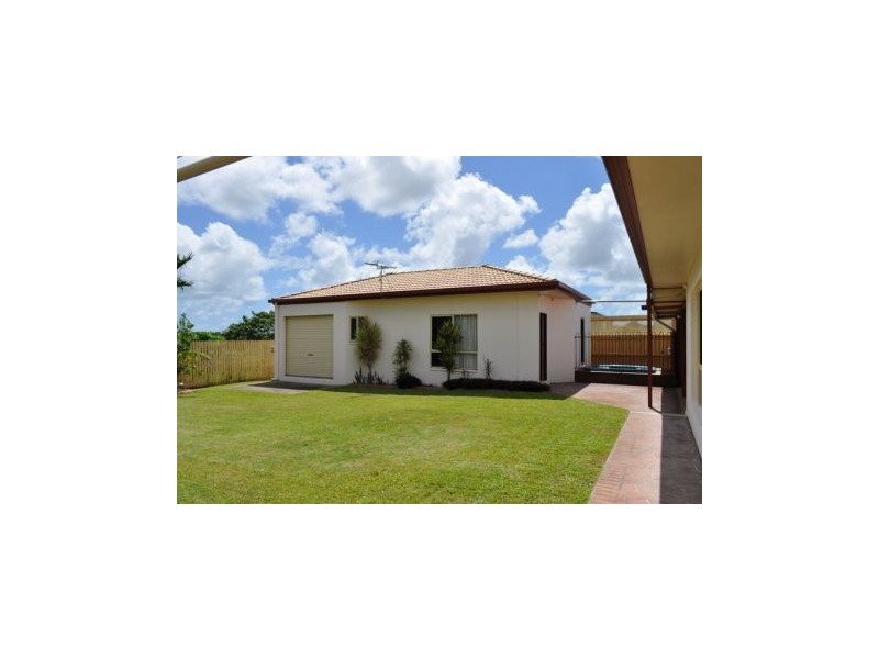 57 Caledonian Drive, Beaconsfield QLD 4740