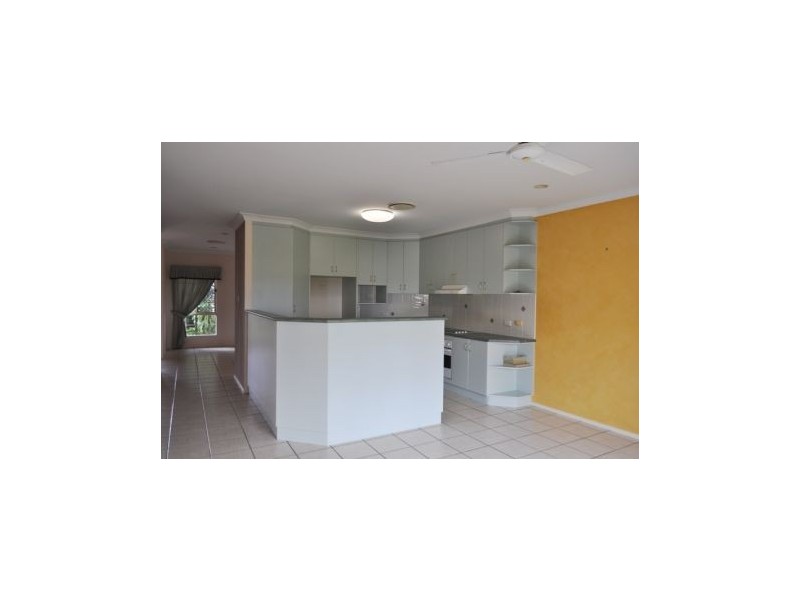57 Caledonian Drive, Beaconsfield QLD 4740