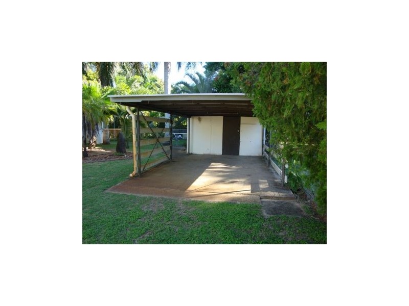 39 Waverley Street, Bucasia QLD 4750