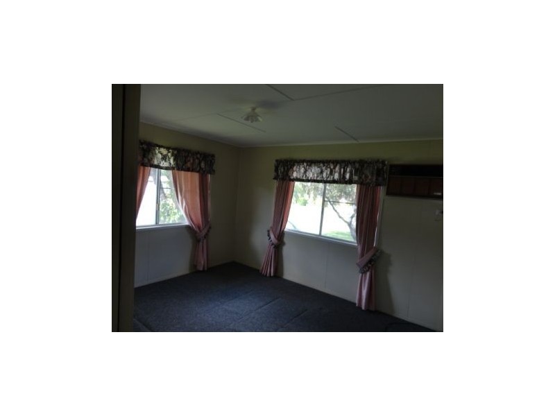 14 Middle Street, Dysart QLD 4745