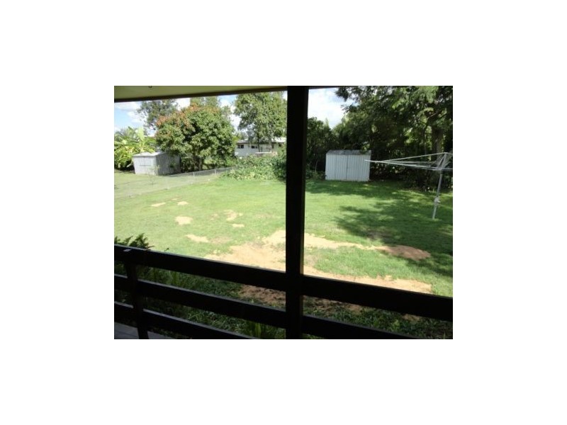 14 Middle Street, Dysart QLD 4745