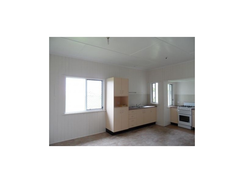 24 Creek Street, North Mackay QLD 4740