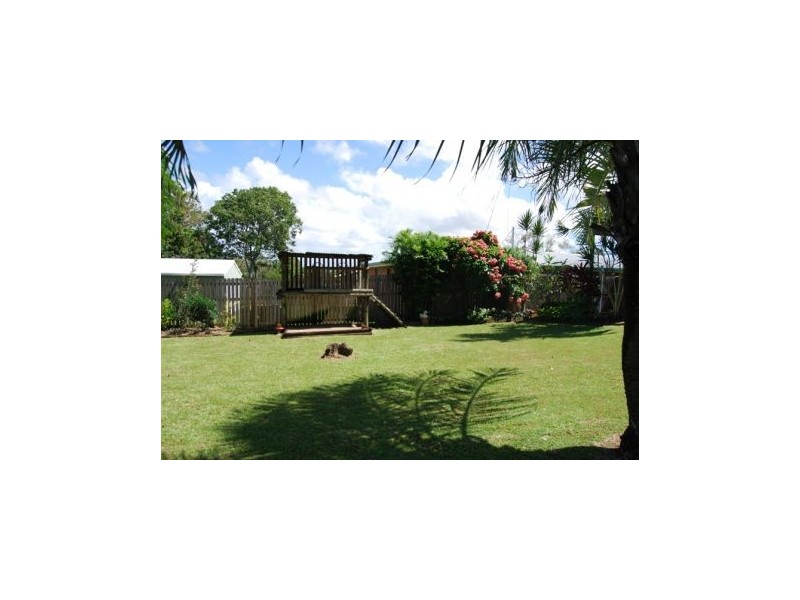 27 BUCAS DRIVE, Bucasia QLD 4750