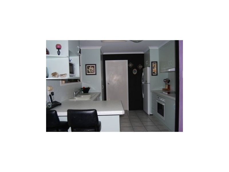 22 SHIRAL DR, Beaconsfield QLD 4740