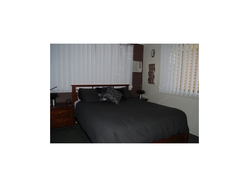22 SHIRAL DR, Beaconsfield QLD 4740