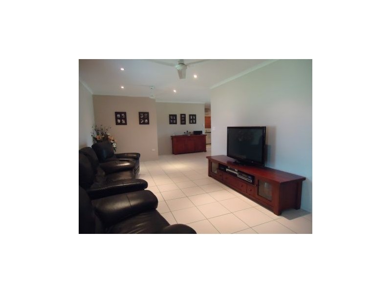 16  Petersen Street, North Mackay QLD 4740