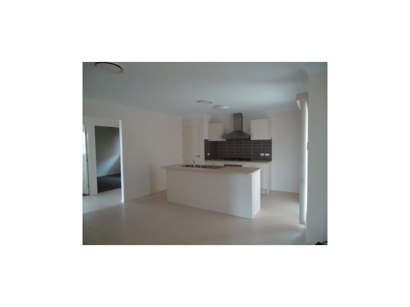 24 Sonoran Street, Rural View QLD 4740