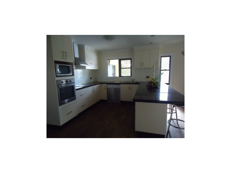 27 Annie Wood Street, Mount Pleasant QLD 4740