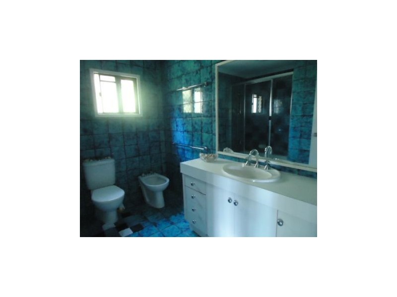 27 Annie Wood Street, Mount Pleasant QLD 4740